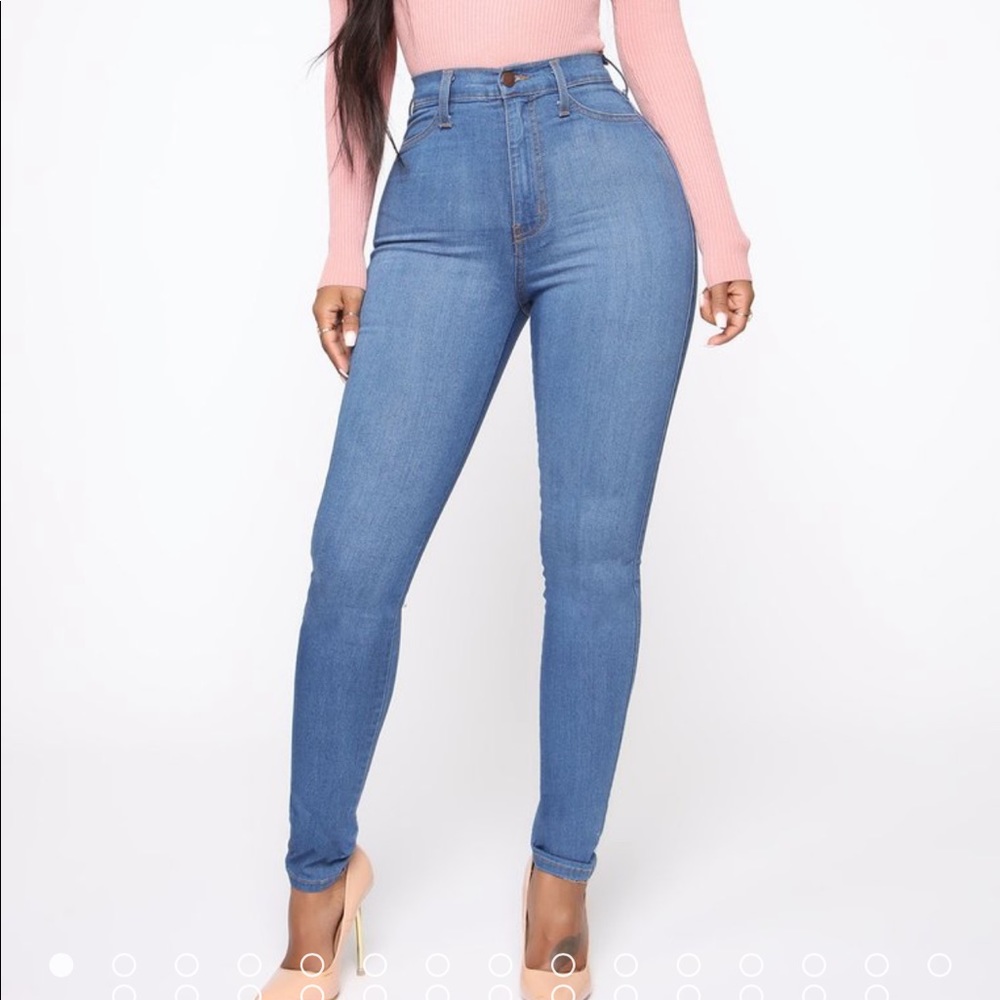 Fashion nova classic highly waist skinny jeans